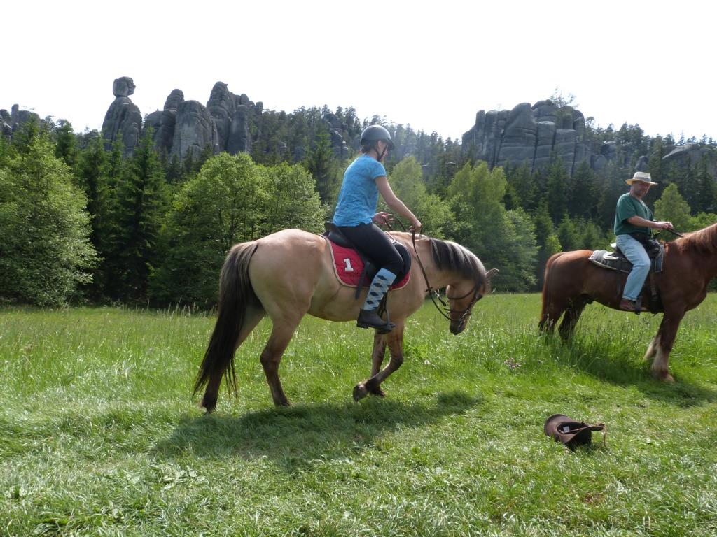 Miška, Adr, dvoudenni výlet na koni